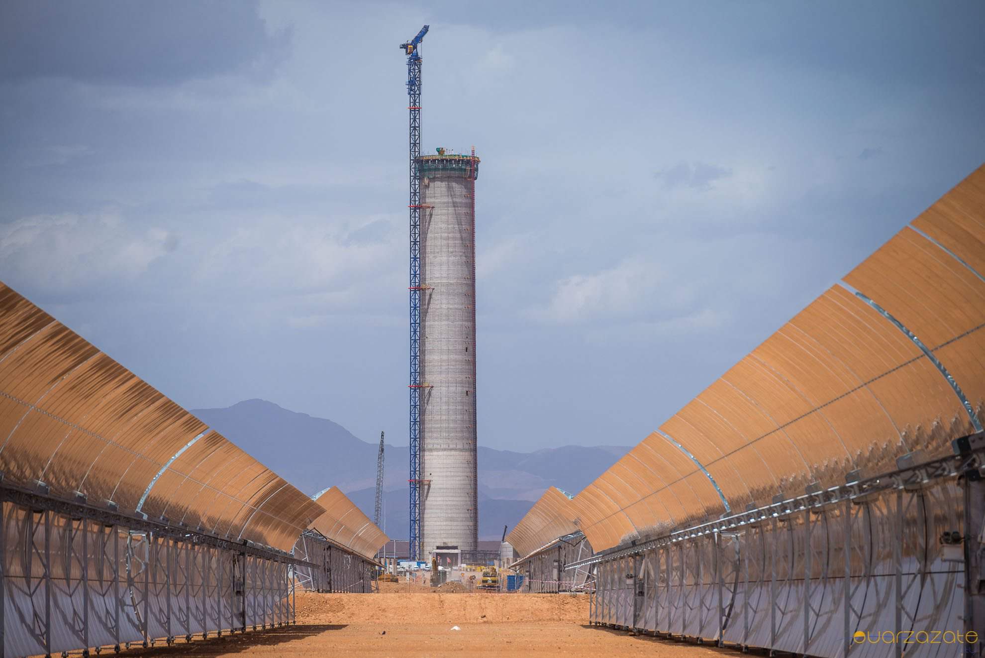 Construction of Ouarzazate solar power station